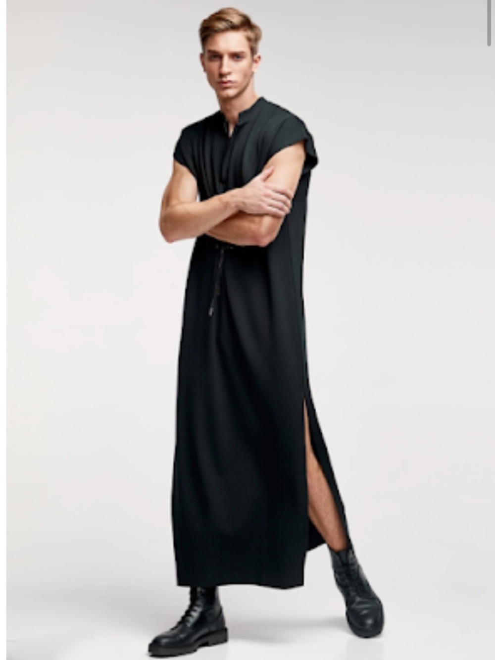Orttu Men's High Priest Sleeveless Full Length Tie Front Black Dress Size Small